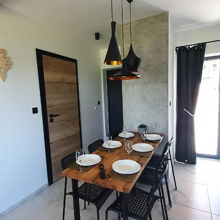 Gorskie Tarasy 別荘 Dursztyn